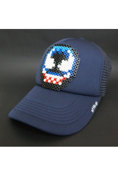 Gorra trucker Pixel Art 3D - Simbionte | Sttikup