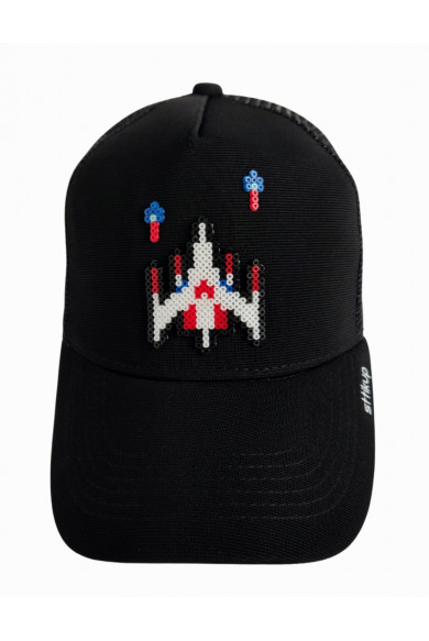 Gorra Trucker Galaga Pixel Art 3D | Sttikup 2